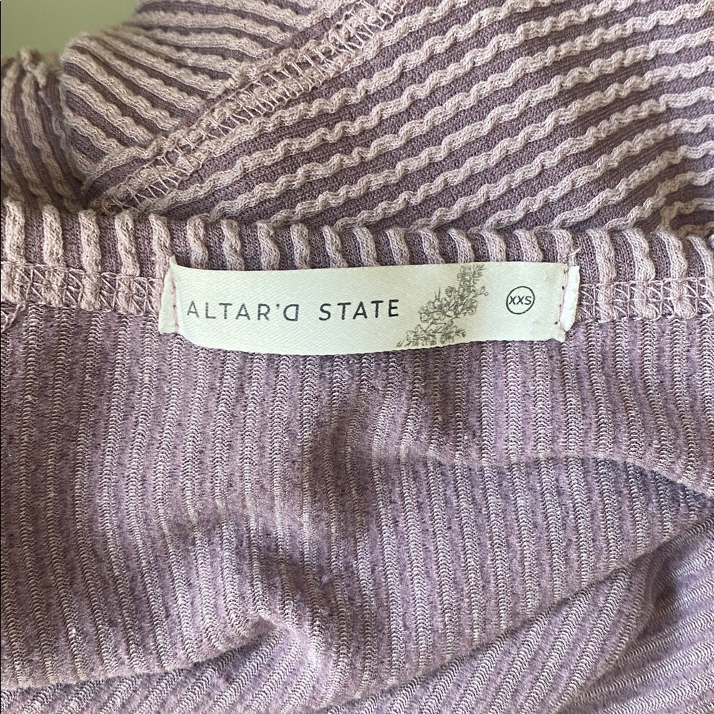ALTAR’D STATE Ribbed Knit Crop Top - Picture 9 of 10